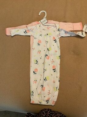 Carters Baby 2 pc Layette